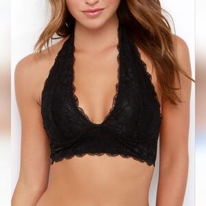 Victoria's Secret Black Lace Bralette No Padding Size M, Hook Opening At Neck.